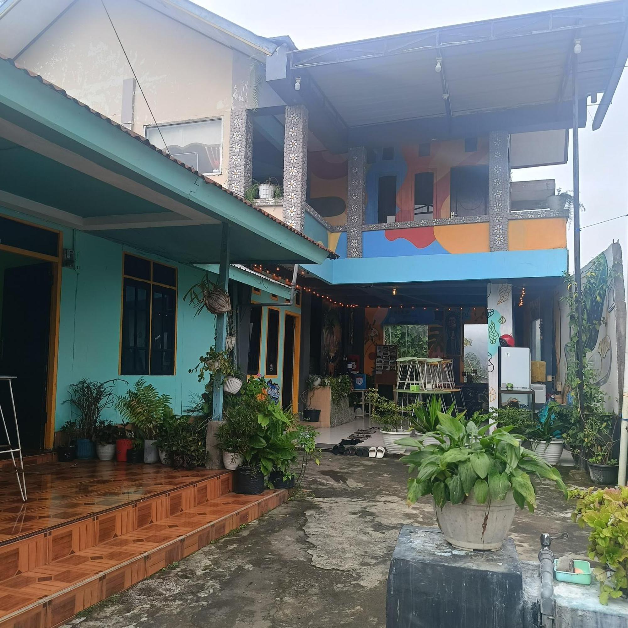 Kristian Homestay Bajawa Екстериор снимка
