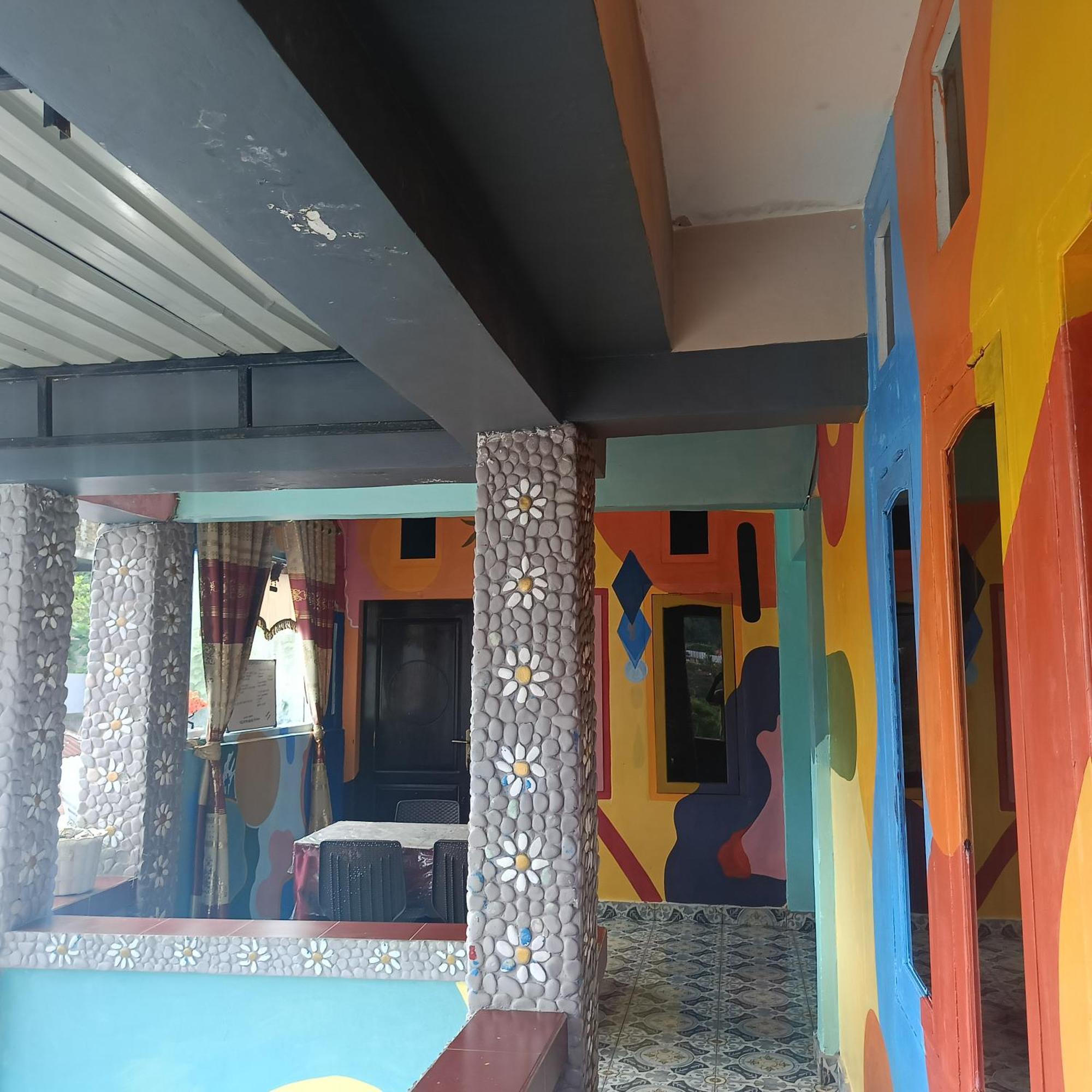 Kristian Homestay Bajawa Екстериор снимка